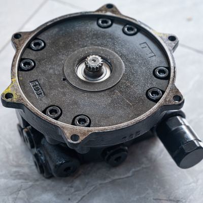 Belparts Bagger Ersatzteil PC56-7 PC56 Schwenkmotor Gerät 201-26-00140 22H-60-13220